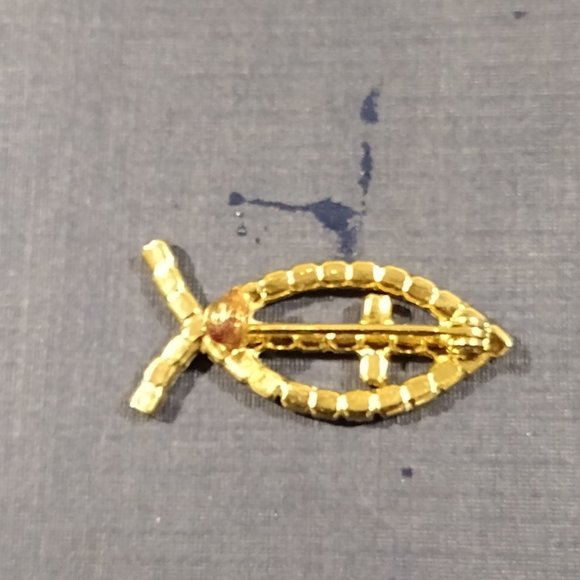 Vintage Fashion Costume Jewelry Brooch Lot (#36) - Picture 6 of 8